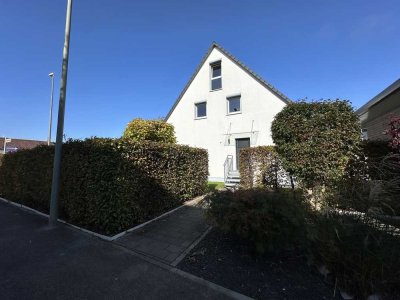 Reserviert ! Moderne kernsanierte  DHH mit Carport & Terrasse in 89415 Lauingen (Donau) zu vermieten