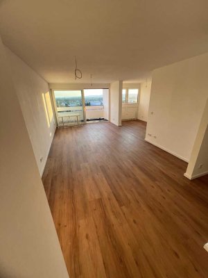 Erstbezug nach Modernisierung 1,5-Zimmer-Wohnung mit Balkon in Neu-Ulm