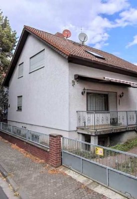 Renovierungsbedürftiges EFH/2-FH mit viel Potential in begehrter Lage von Hattersheim