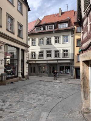 Toplage: 2 Zimmer Altbau im ruhigen Innenhof