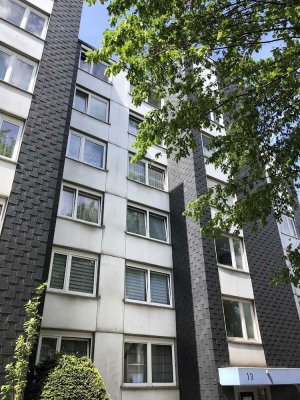 Nur noch Möbel rein und einziehen! 3 Zimmer mit Balkon