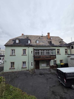 2400000 € - 750 m² - 29.0 Zi.