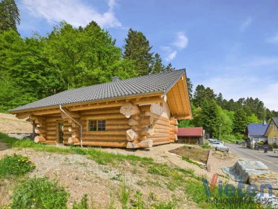 Erstbezug - Gemütliches Kanadisches Naturstammhaus in Waldrandlage in Kammerwald