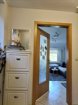 370 € - 54 m² - 2.5 Zi.
