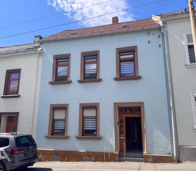 88,9 m² Wohnfläche voller Charakter – Reihenhaus mit Garten in Pausa