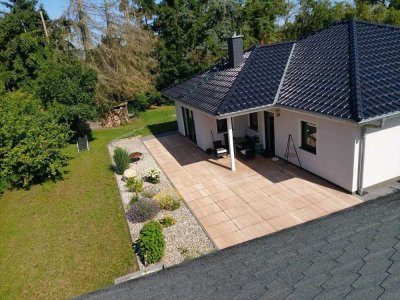Barrierefreier Bungalow – 110 m², 1000 m² Grundstück, Wärmepumpe,Kaminofen und noch viel mehr