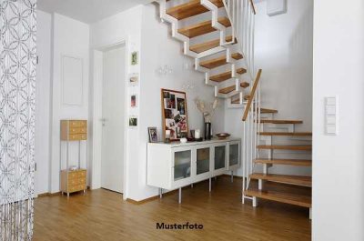 Wohnung über 2 Etagen mit Dachterrasse