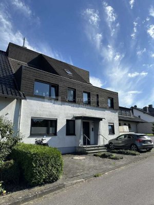 Fernblick inklusive, über den Dächern von Geistingen.