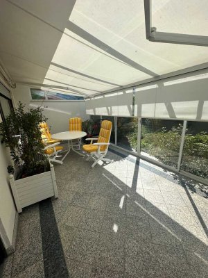 Viel Platz für eine Familie! REH mit Wintergarten und Garage in sehr schöner und ruhiger Lage!