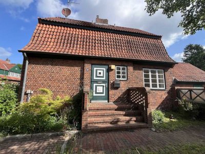Herrliche Erdgeschosswohnung mit Garten!