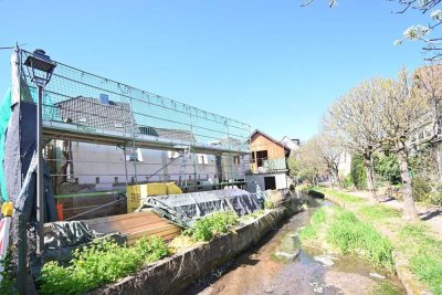 Rohbau mit genehmigtem Bauantrag an idyllischem Bachlauf gelegen