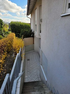 Freundliche 2,5-Zimmer-Wohnung mit gehobener Innenausstattung in Ingersheim