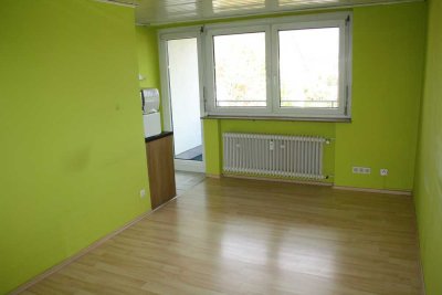 1-Zimmer-Wohnung mit Balkon und Einbauküche in Sindelfingen
