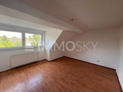 Charmante Dachgeschosswohnung mit Extra-Raum in Meiderich