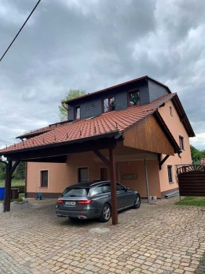 Ansprechende  2,5-Zimmer-Wohnung mit Balkon in Meerane