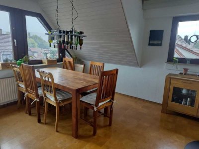 Sehr schöne geräumige 3,5 - Zimmer-Dachgeschosswohnung mit Südbalkon in Urbach