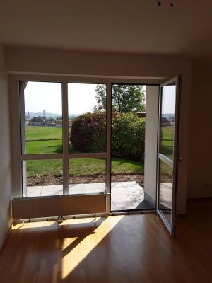 Fernblick genießen – helle 3 Zimmer mit Terrasse
