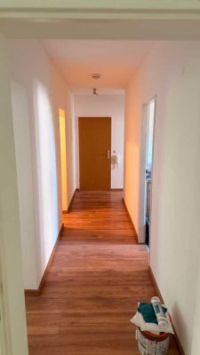 Moderne 3 ZWHG am Waldpark in Obertshausen-Hausen EBK