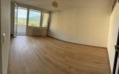 2-Zimmer-Wohnung mit wunderschönem Ausblick im 9. Stock