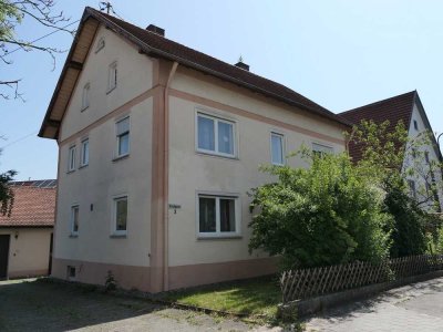 Gepflegtes Haus in zentraler Lage von Unlingen mit 6 Zimmer und ruhigem Grundstück