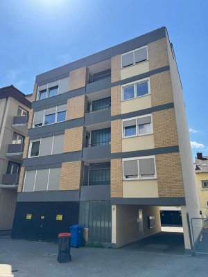 Penthouse mit Dachterrasse & Weitblick über Pforzheim – 2 Zimmer, Garage