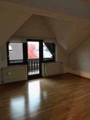 Attraktive 2,5-Zimmer-Wohnung mit Balkon in Mainaschaff