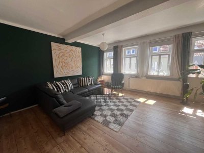 Großzügige, sehr attraktive 5-Zimmer Wohnung - im Herzen der Stadt