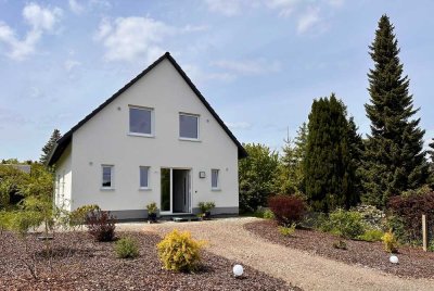 Herzliche Einladung zur Hausbesichtigung im Musterhaus am 30.11.2025 in Chemnitz