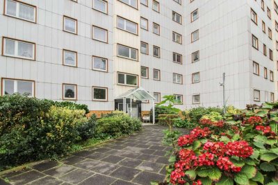 gepflegte 3 Zimmer Wohnung mit Balkon und Garage