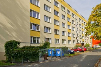 Alles in Ihrer Nähe unmöblierte 3-Raum-Wohnung in Jena Nord sucht Pärchen oder eine WG
