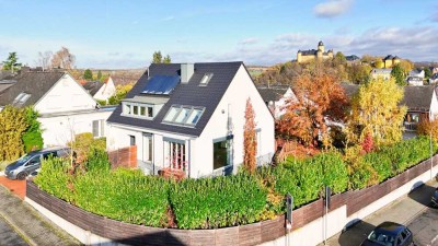 Saniertes Einfamilienhaus mit EBK, Terrasse und Garten in ruhiger Lage in Montabaur