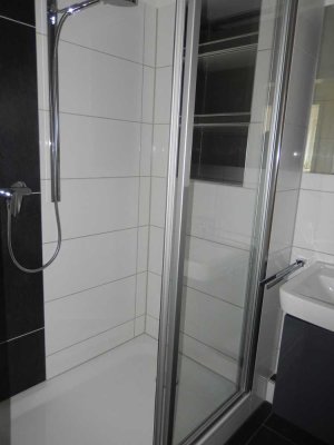 Freundliche 2-Zimmer-Wohnung mit gehobener Innenausstattung mit Balkon und EBK in Wuppertal