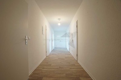 NEU renovierte 4-Raum-Wohnung mit Einzugsbonus - 3 Monate Kaltmietfrei!!!