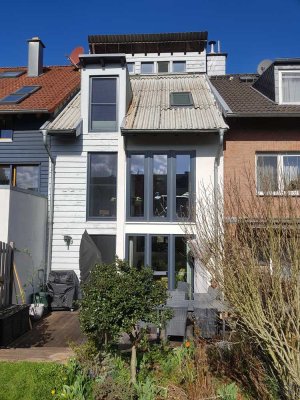 Ansprechendes und gepflegtes 6-Zimmer-Reihenhaus mit gehobener Innenausstattung in Aachen Richterich