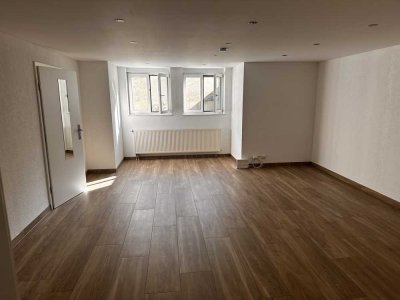 Schöne Einliegerwohnung in ruhiger Lage – sofort bezugsfrei