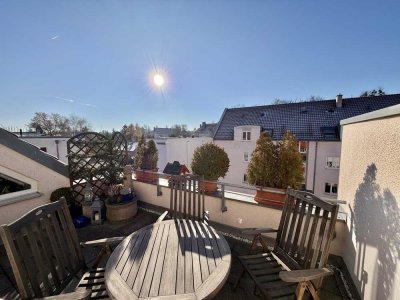 Frei werdende 3-Zimmer-Dachgeschosswohnung mit Südterrasse unweit des Großen Gartens