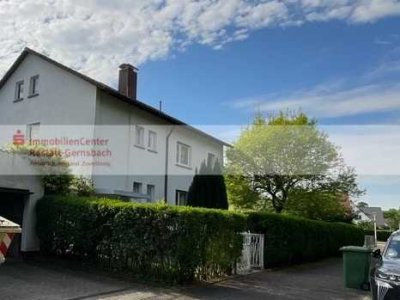 Zweifamilienhaus mit ausgebautem Dachgeschoss und großem Grundstück!
