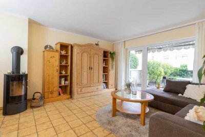 Zentral gelegene Erdgeschosswohnung mit eigenem Garten und Garage