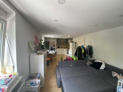 Schöne sanierte Erdgeschosswohnung in Schramberg mit Gartenanteil