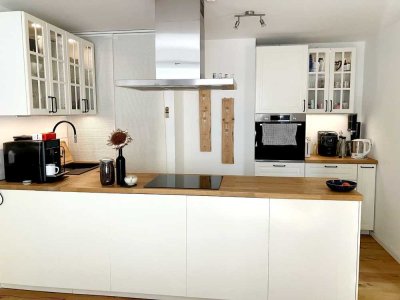 Offene, 2,5-Zimmer mit toller Küche in Wertheim , 82 qm