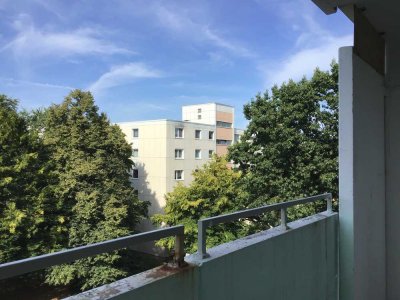 Großzügige 3-Zimmer-Wohnung mit Balkon (WBS)