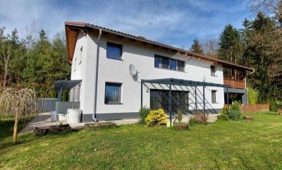 Modernes Haus in Traumlage