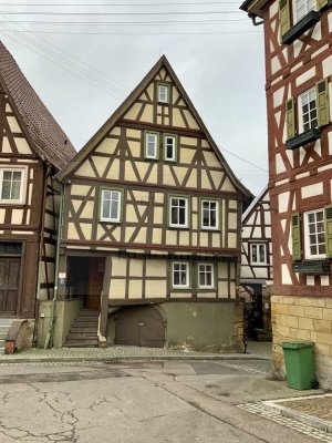 Liebevoll modernisiertes Fachwerkhaus in bester Altstadtlage