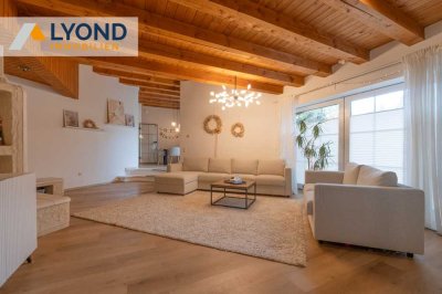 Renovierte Eigentumswohnung mit 160 m² Wohnfläche auf zwei Etagen mit Stellplatz in Herford!