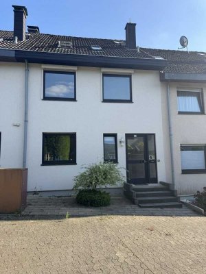 Reihenmittelhaus mit Studio im DG und Garage in toller Lage in Heiligenhaus, von privat