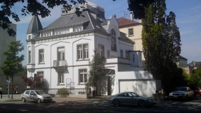 Stilvolle, vollständig renovierte 1-Zimmer-DG-Wohnung mit gehobener Innenausstattung in Ravensburg