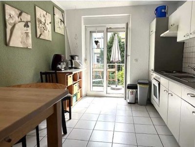 3-Zimmer Wohnung mit Balkon und EBK zum Selbstbezug oder als Kapitalanlage