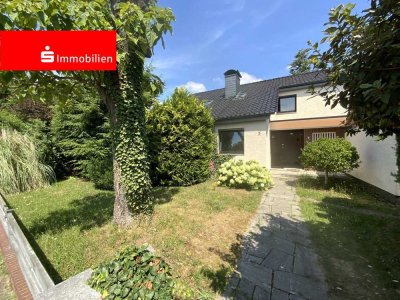 *Schönes Einfamilienhaus mit sehr viel Platz in begehrter Lage von Hanau*