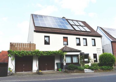 Zum Einzug bereit: Einfamilienhaus mit Einliegerwhg., naturnah mit viel Wohn- und Gestaltungsfläche