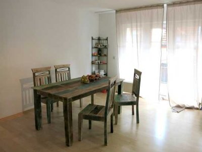 Gmütliches Appartement mit großem Sonnenbalkon, Einbauküche und Duschbad